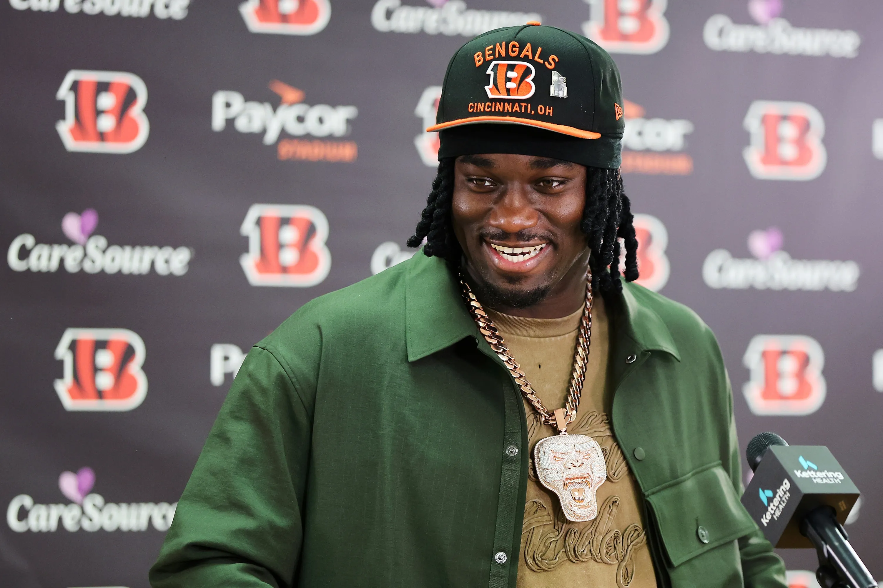 Pilihan Putaran Pertama Bengals Shemar Stewart Absen Minicamp Rookie Karena Kontrak